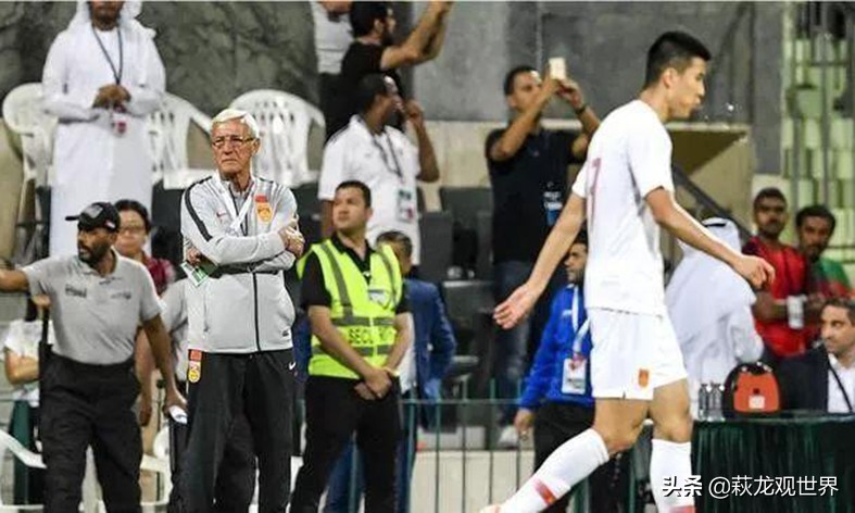 国足“钉子户”当属武汉门将！吉翔不如王刚？李铁和球迷就不一样