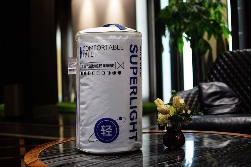 气凝胶复合保温隔热,太空气凝胶超轻柔暖被
