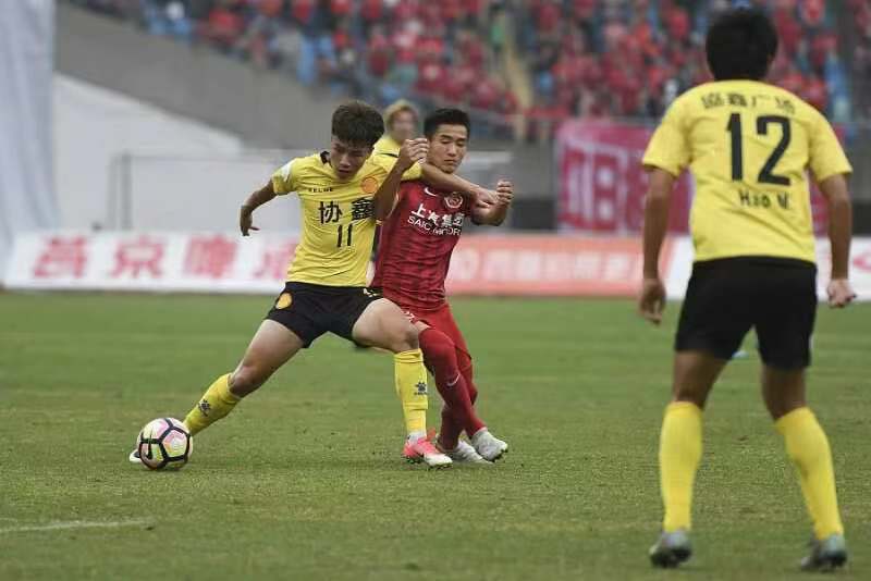 单场打进五球的球员,河南建业足球比赛直播2019