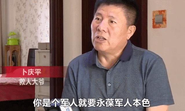 被偷*拍偷**下的20组画面：2019一整年的温暖，全都在这里了