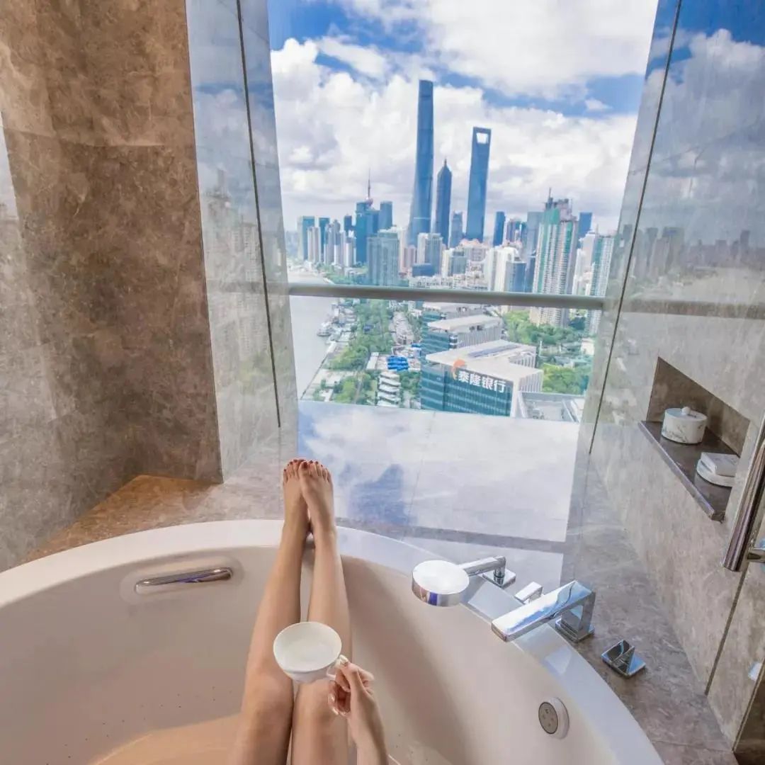 住进风景里民族风情酒店,入住高颜值酒店的感觉