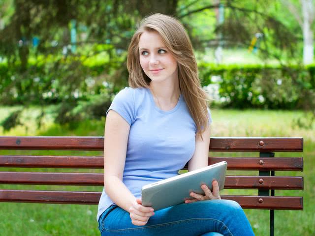 送什么礼物给男友会令他念念不忘,女人送男人什么定情礼物好