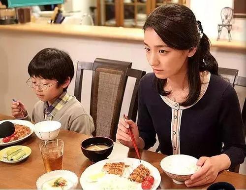 从生活习惯入手培养孩子的自制力,怎么提高自制力让自己自律起来