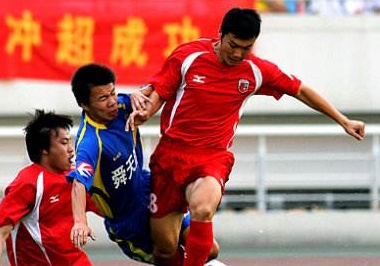 他曾是鲁能中场核心，转做教练却鲜有成就，黄金年龄栖身中乙