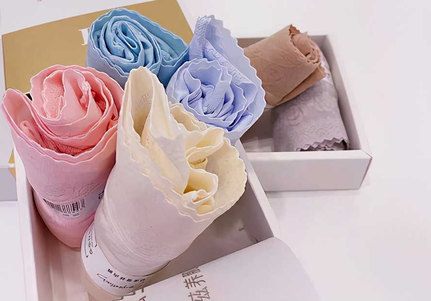 鑫鑫:服装买手之路进阶篇,我是如何把蚕丝*裤内**卖成爆品的