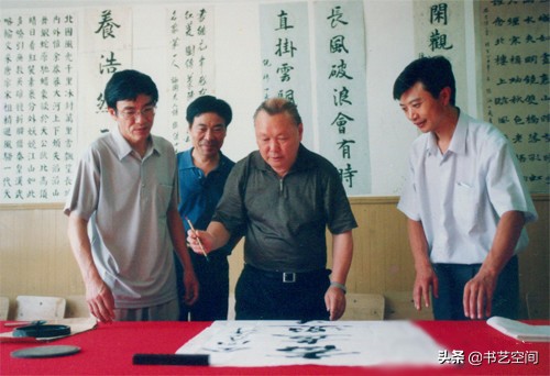 80个硬笔书法欣赏,现代80位书法名家作品欣赏