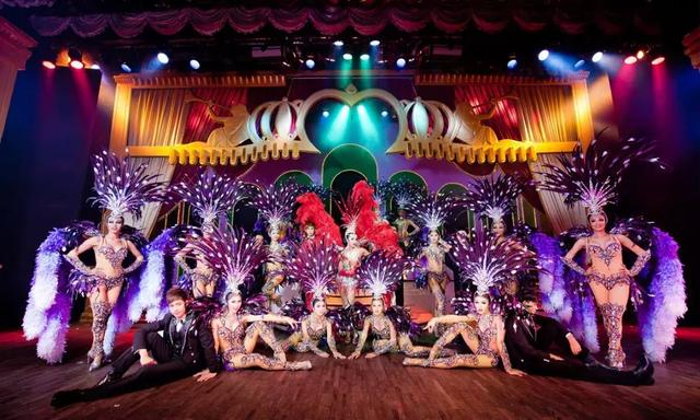 泰国泼水节搞笑事件,泰国泼水节最尴尬的场面