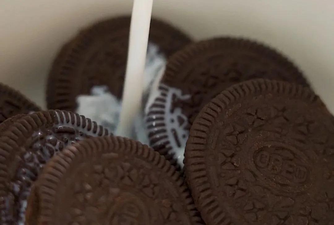 蛋糕怎么做的又简单又好吃微波炉,微波炉做蛋糕10分钟需要多大温度