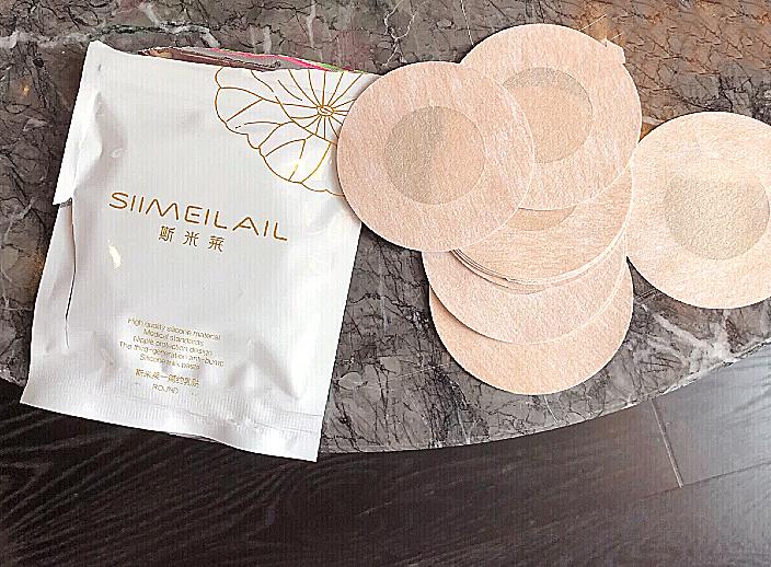 相见恨晚！吊带里面怎么穿，神仙胸贴告诉你