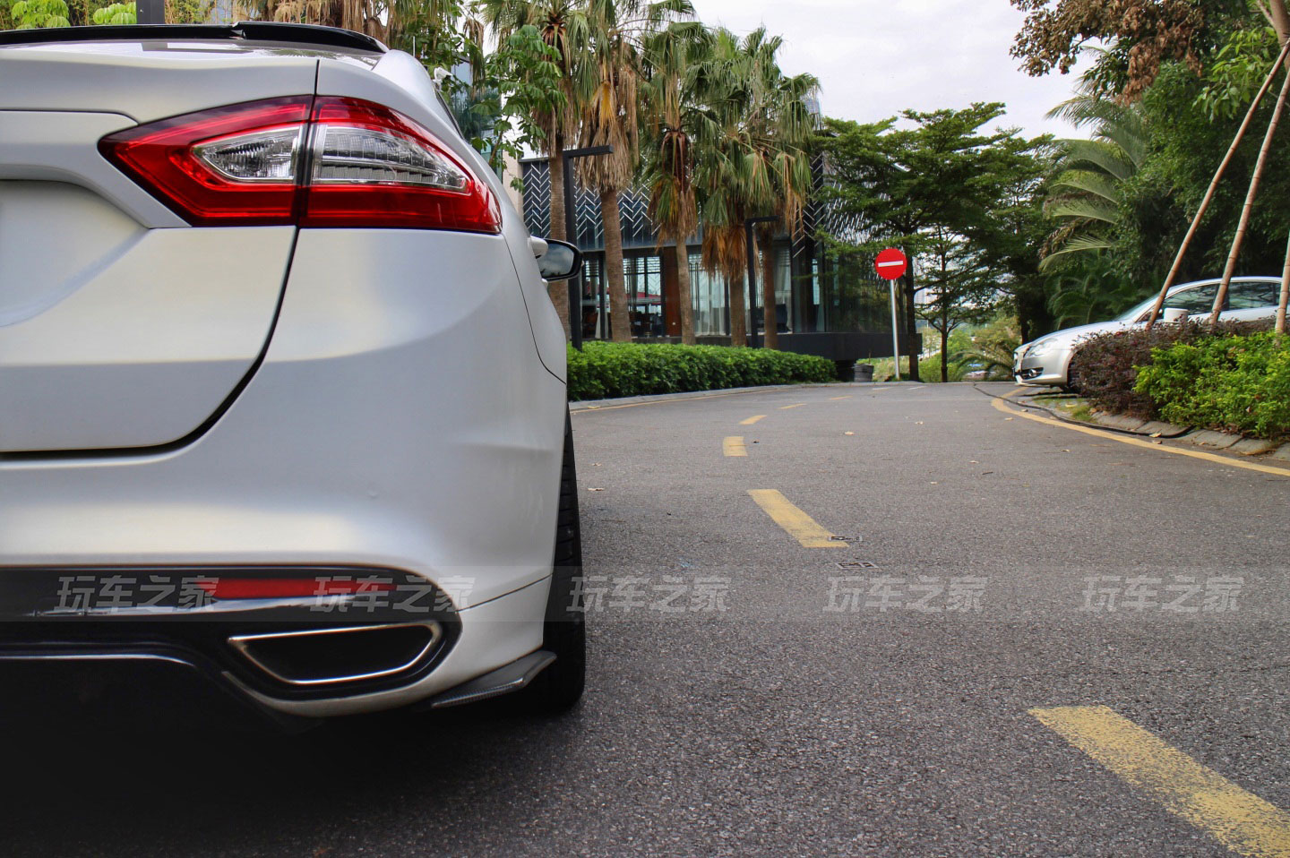 福特蒙迪欧2024新款改装门把手,2020款蒙迪欧个性改装灯光效果