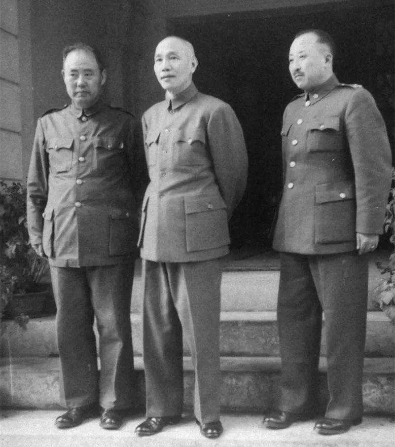 绥远战役，*荣臻聂**联手贺龙未克傅作义，聂帅总结：不打无把握之仗