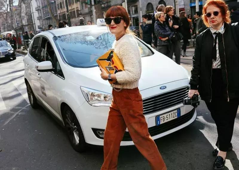 黑色阔腿裤加长版垂感慵懒风秋冬,秋冬慵懒感阔腿裤