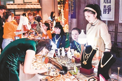 乘直升机飞阅大东海赏三亚美景,飞阅大湾区视频