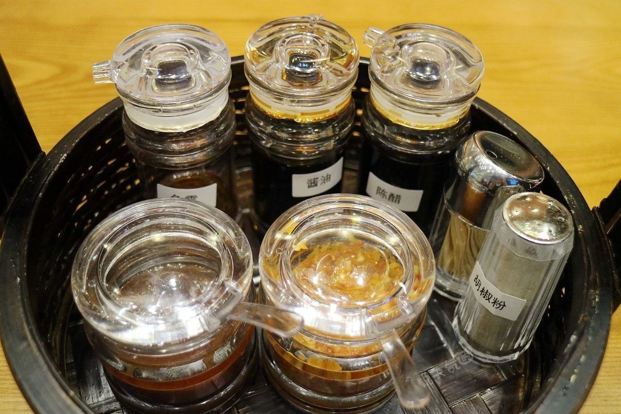 石磨现做现卖,一碗正宗的潮汕粿条