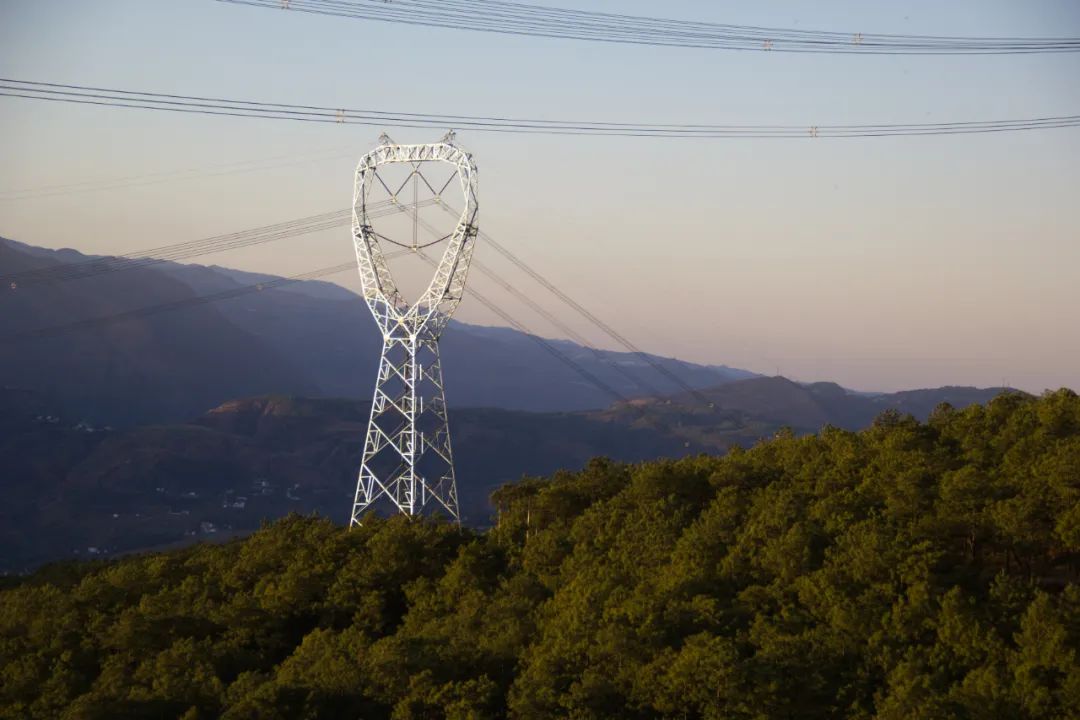 东川红土地在哪里观赏最好,昆明东川红土地攻略