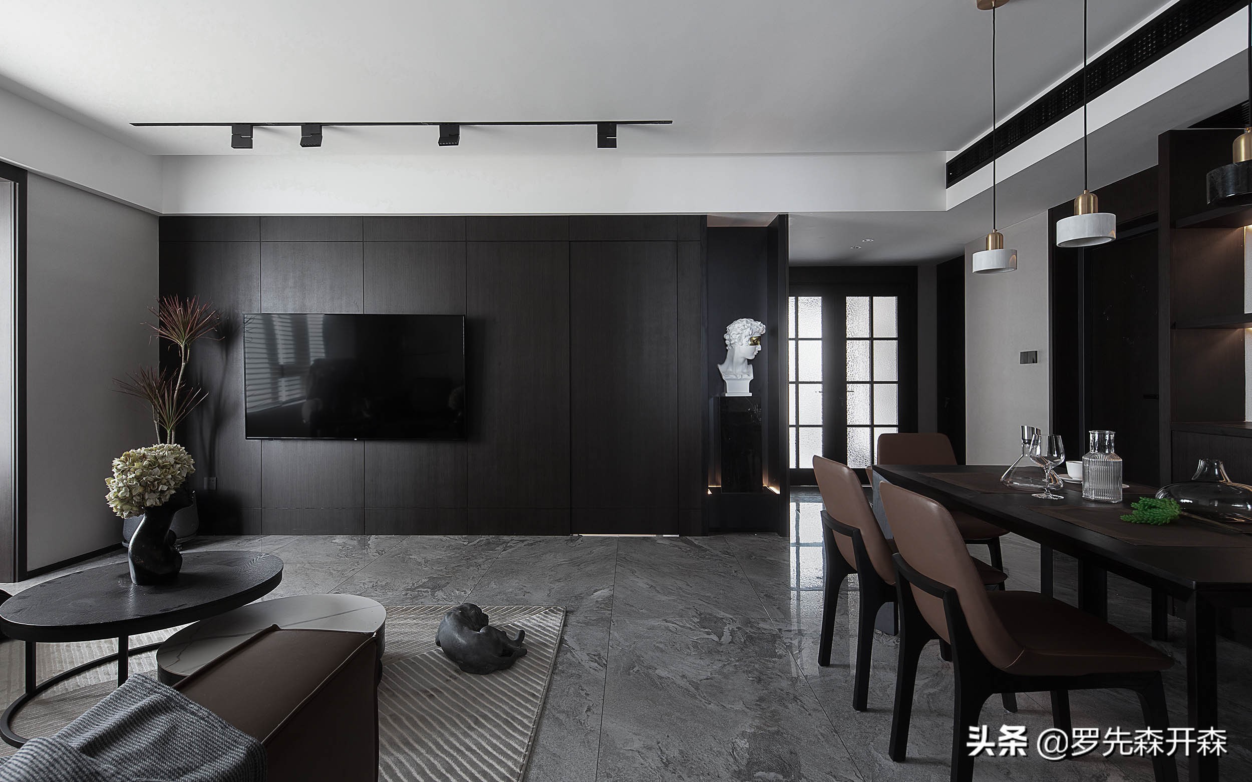 135㎡简约时尚住宅设计；初见优雅静谧，久处相素静好