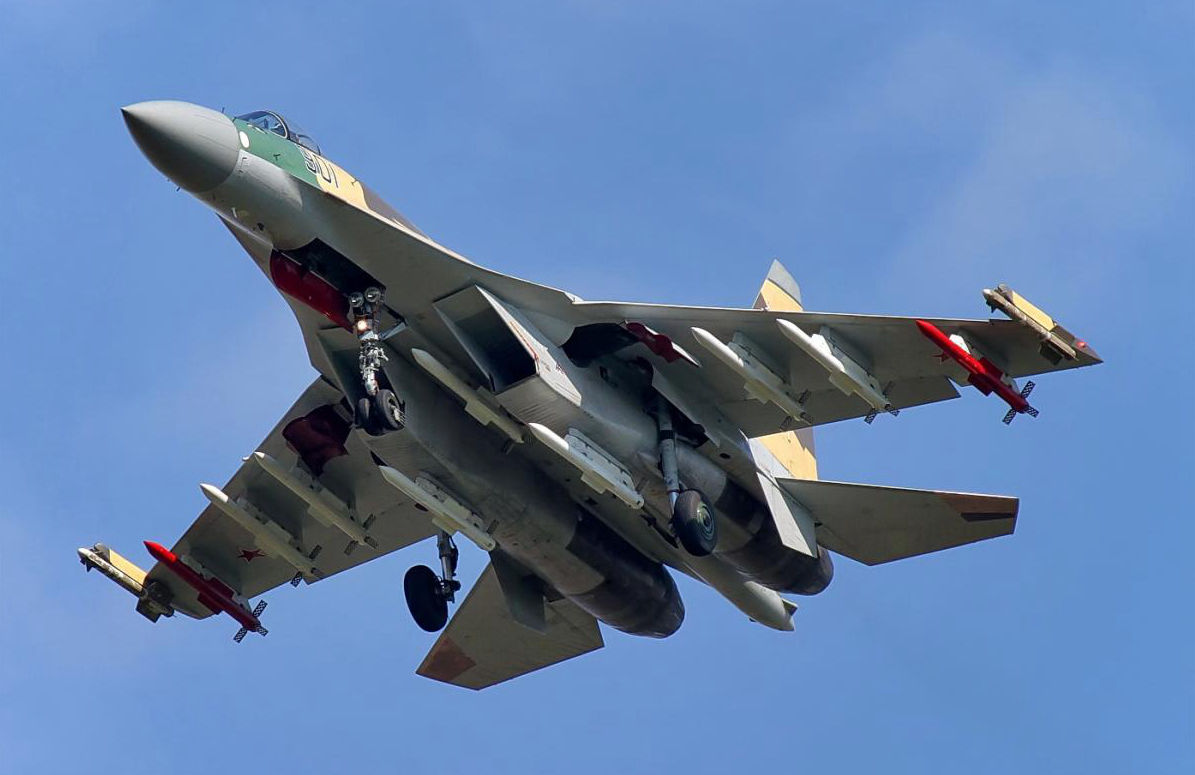 美国f15起飞,美国f15有多少架