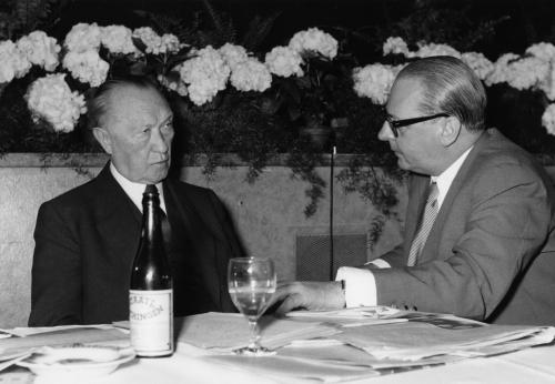 从1975年首次“脱欧”公投，看英国的“三环外交”变迁