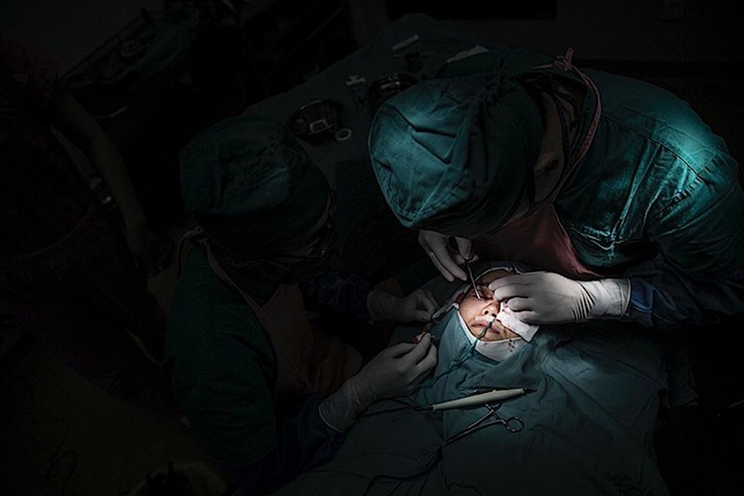 网红整容去世背后的医美生意：暴利、欺诈、占领县城