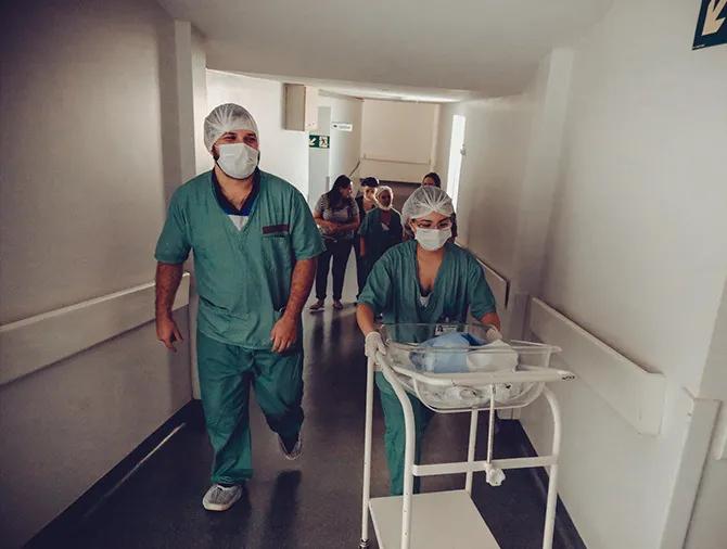 我在美国当护士免费阅读,我在美国当护士小说