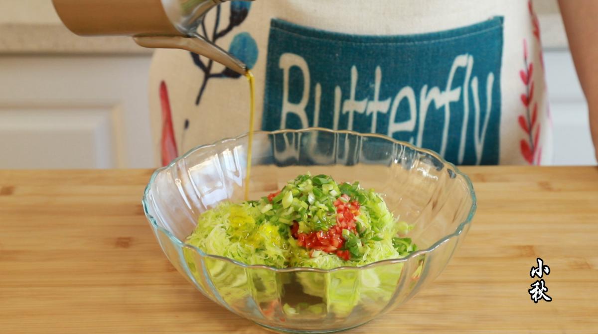 用面包糠做好吃的简单做法,1个萝卜