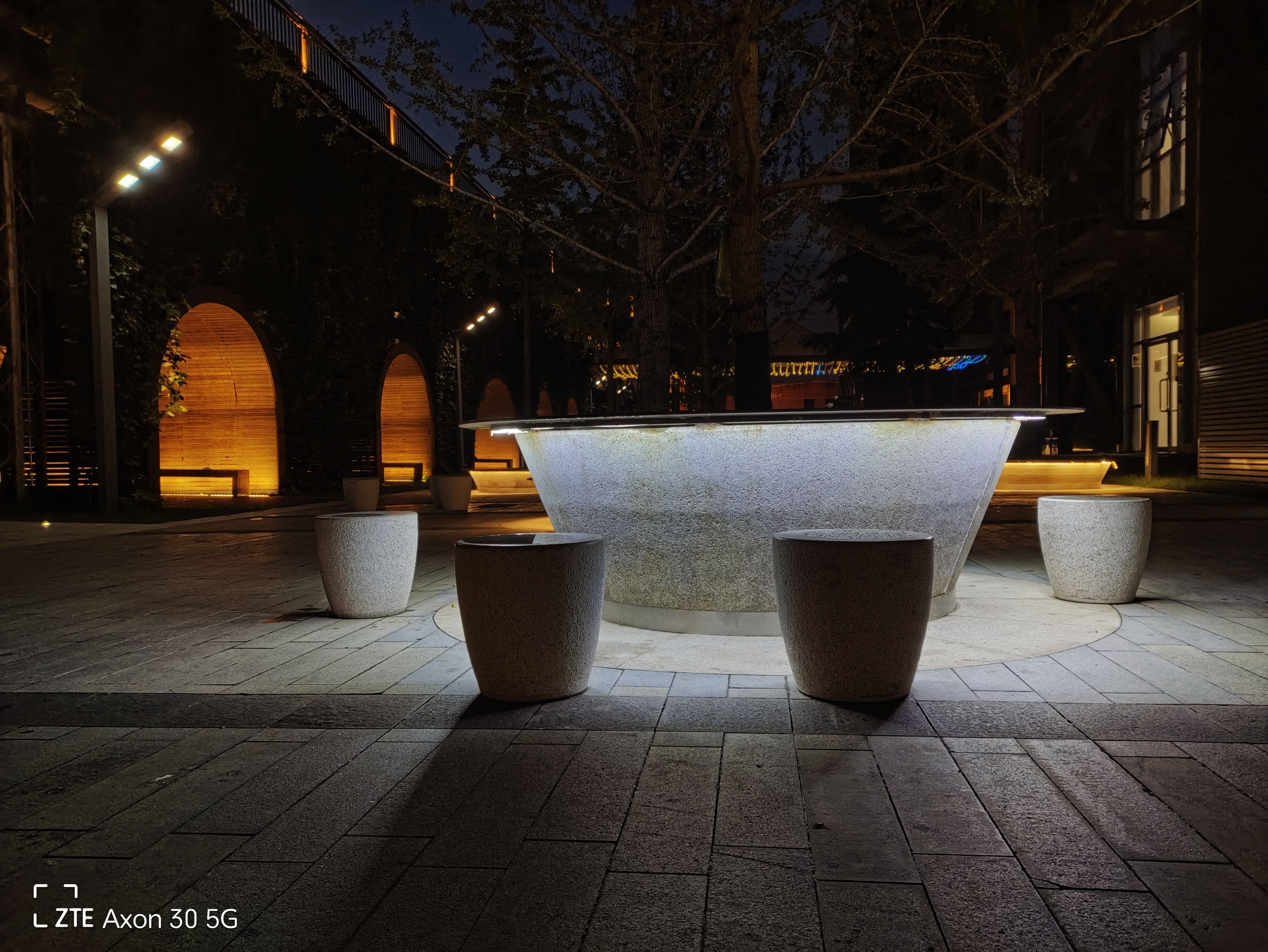 中兴axon305g手机测评,中兴axon30屏下版上手体验