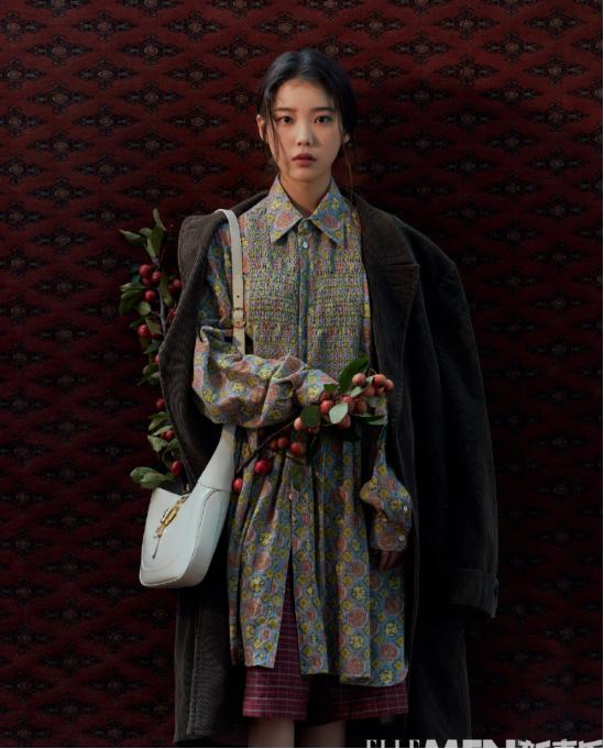 李知恩连帽外套,李知恩颜值分析