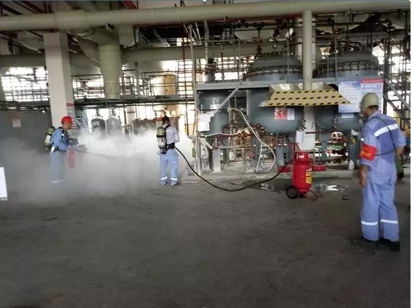 液氨泄漏安全应急预案,32吨硫酸泄漏消防交警紧急处理