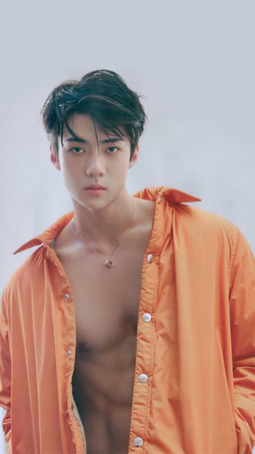 被星探发现的爱豆,爱豆被星探发现的名场面