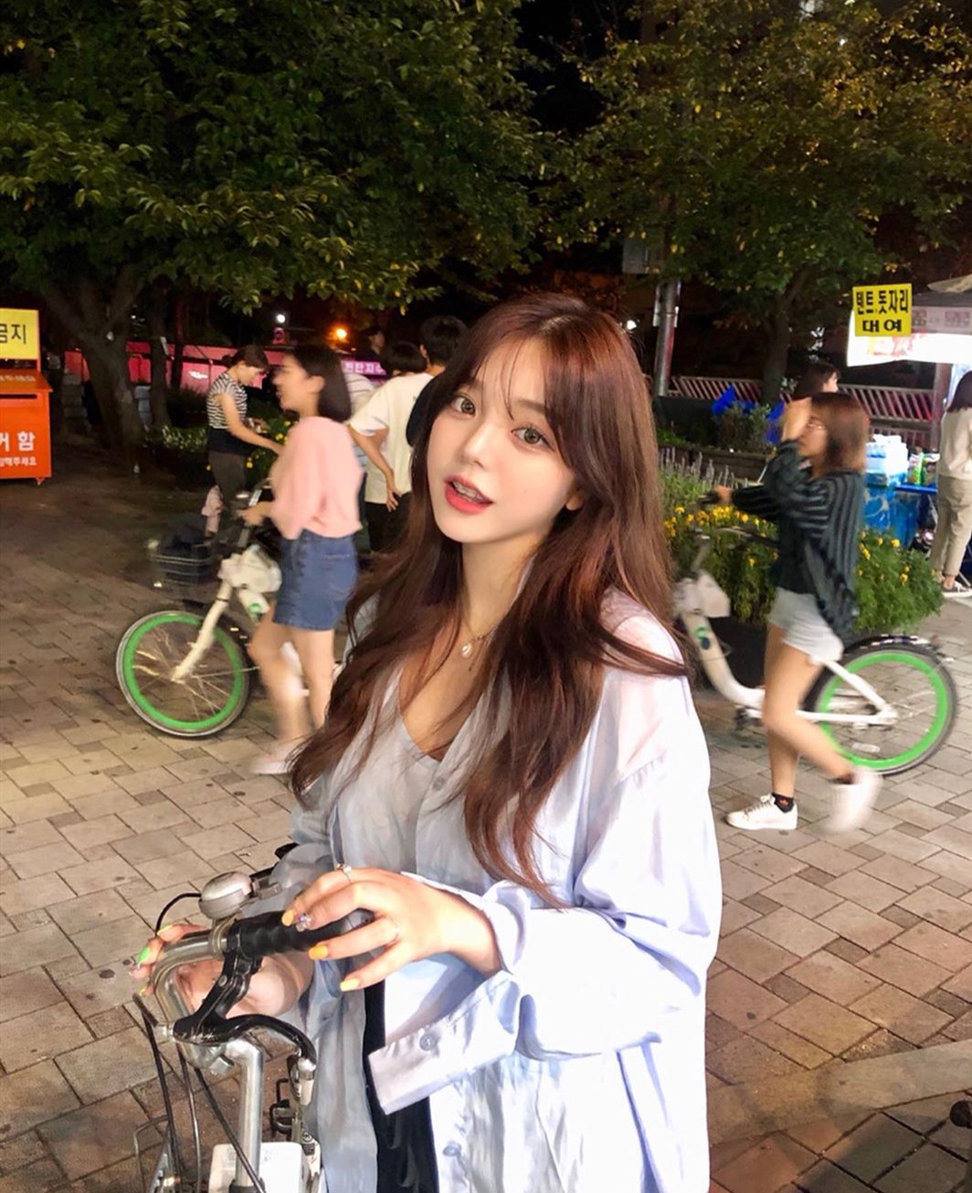 懒卷发型照片,懒卷发型