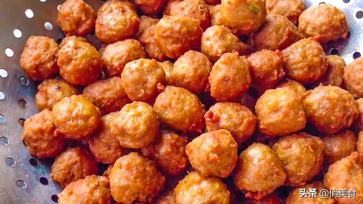 炸肉丸子吃几个不过分,炸丸子记住不要放面粉