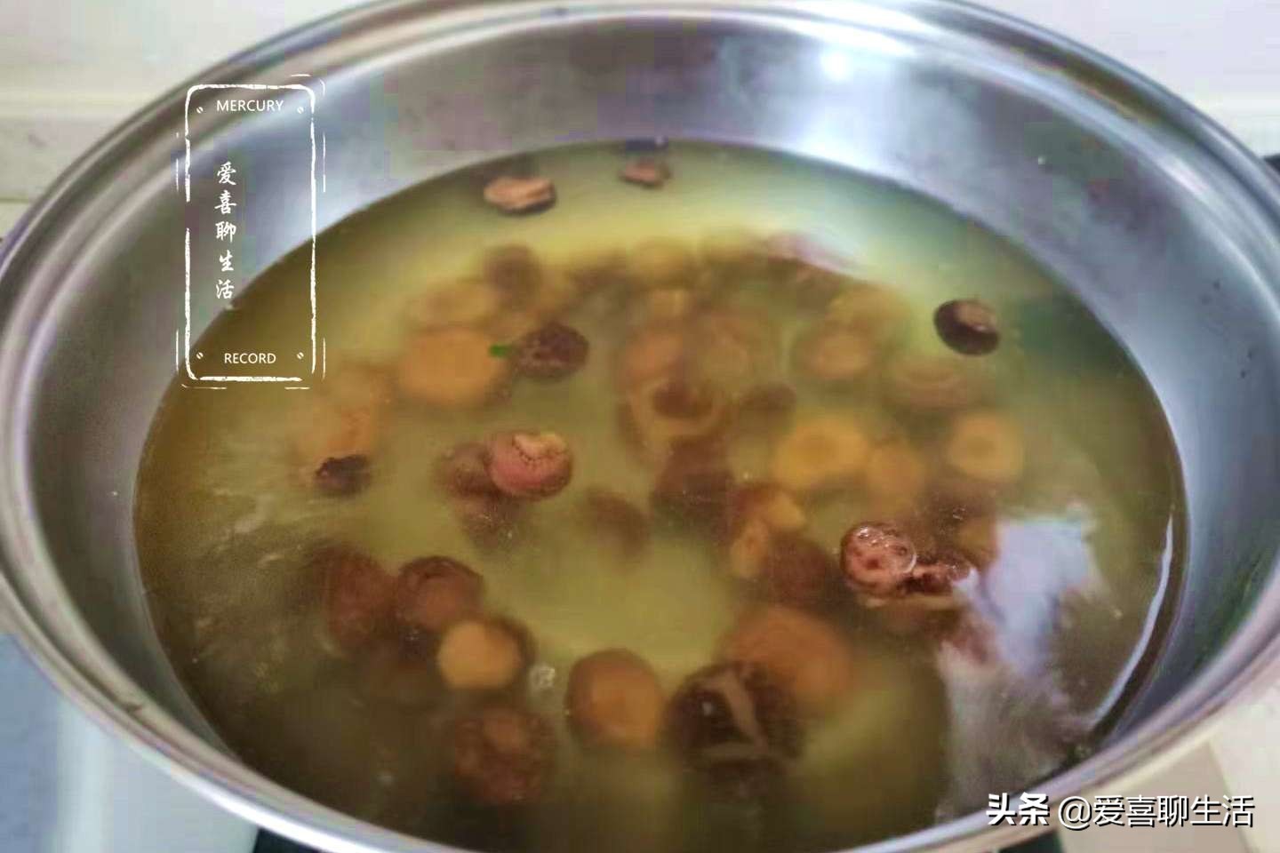 胃口不好多吃这菜,两种食材一起炒,开胃健脾,没肉却比肉更香