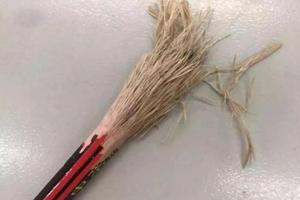 小学生涂鸦神笔马良,神笔马良小学生图画