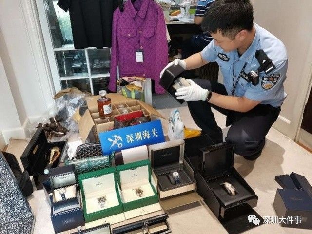 深圳小夫妻开豪车,深圳夫妇奢侈品