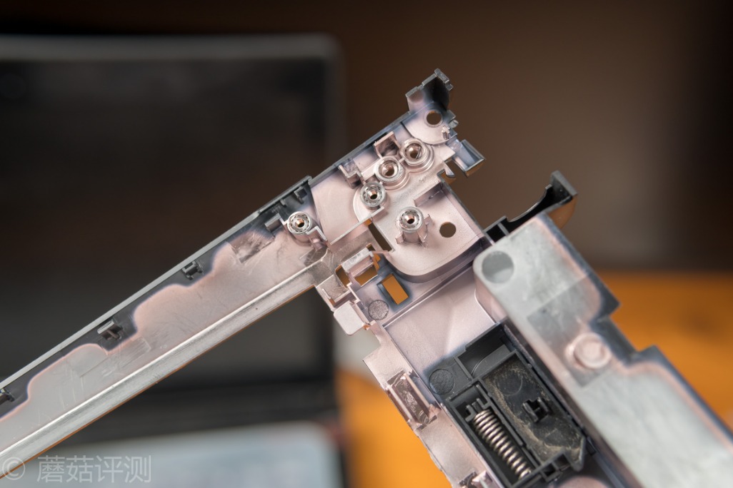 联想y400转轴坏了修理,转轴坏了换a壳手工费多少