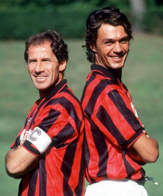 世界传奇巴雷西好用吗,巴雷西经典进球