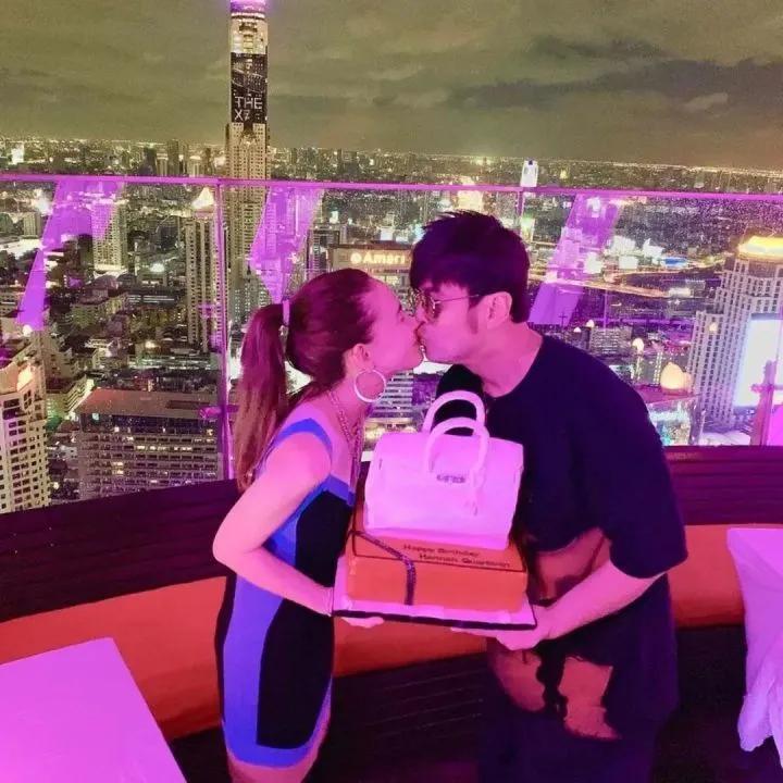 缁嗘暟閭ｄ簺浣忚豹瀹呯殑鏄庢槦 (鏄庢槦浣忚豹瀹呭叾瀹炰粬浠綇寰楀緢瀵掗吀)