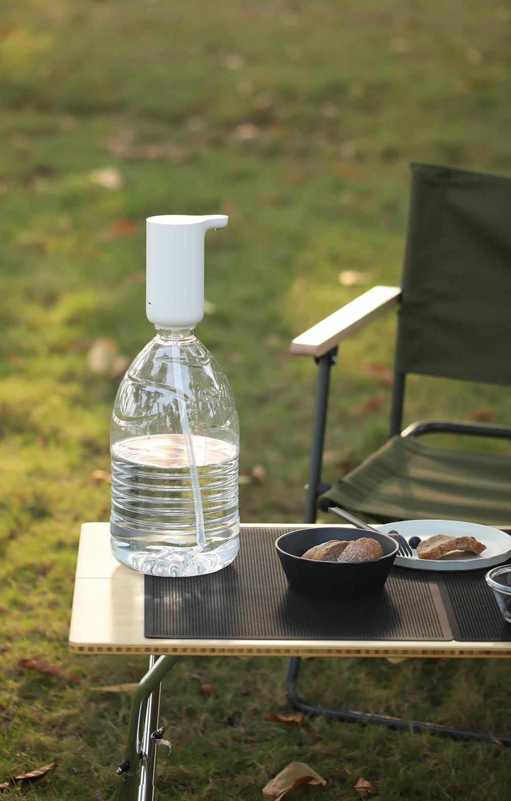 插电式桶装水上水器,高颜值自动上水器桶装水