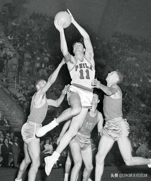 一招鲜吃遍天的nba篮球球星艾弗森,一招鲜吃遍天篮球进攻招式