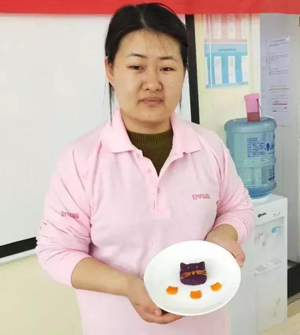 月嫂孩子呛奶视频,宝宝呛奶是月嫂的原因吗