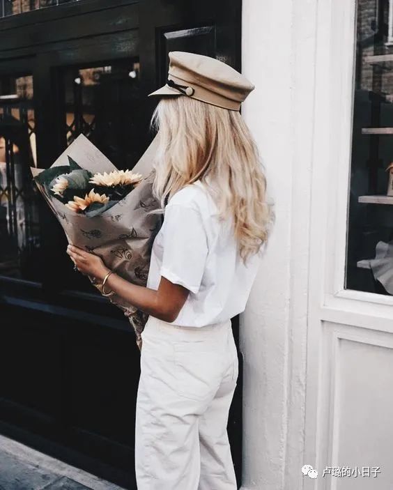 什么款式的防晒帽百搭,防晒帽怎么搭配好看