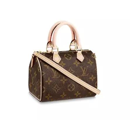 轻奢和大牌包,轻奢包入手