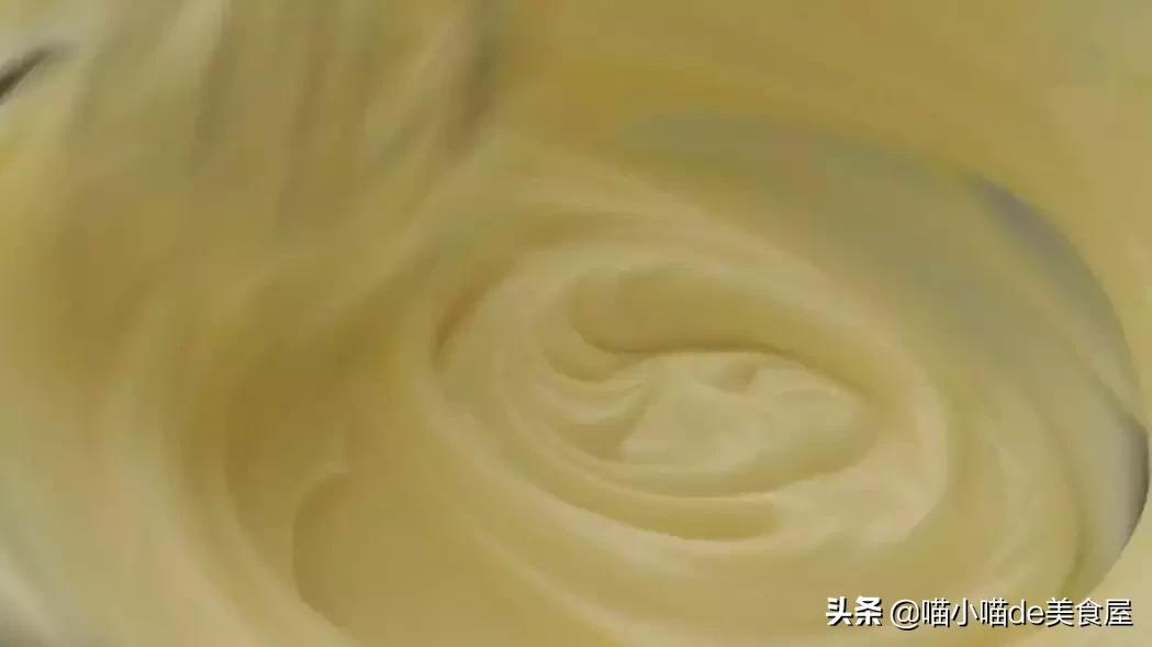 它火遍韩国私房圈，红宝石奶油芝士蛋糕，咬一口得多少钱？