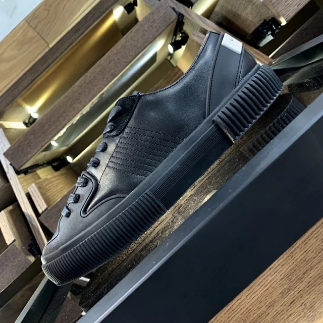 纪梵希镂空鞋,纪梵希黑色鞋