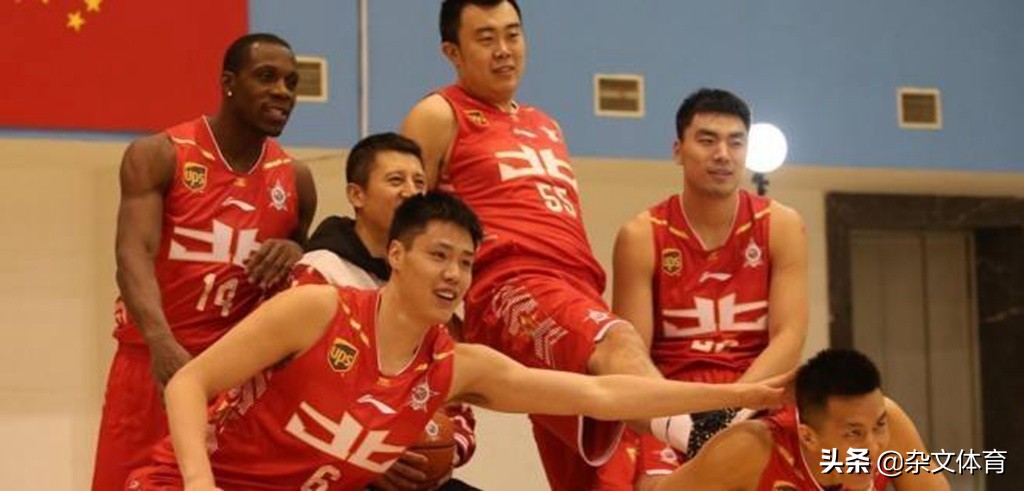 从边缘球员到千万身价！3年在CBA成为主力，期待在季后赛回归