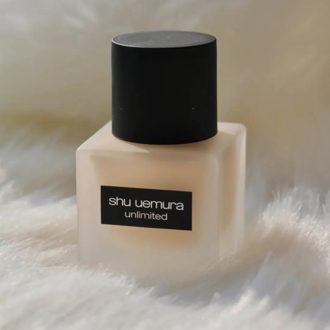 雅诗兰黛持妆无瑕保湿气垫粉底液,遮瑕好又不拔干的气垫粉底液推荐