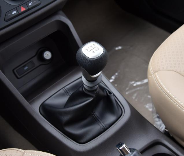 五菱宏光1.5自吸测评,五菱宏光经典款国六1.5测评