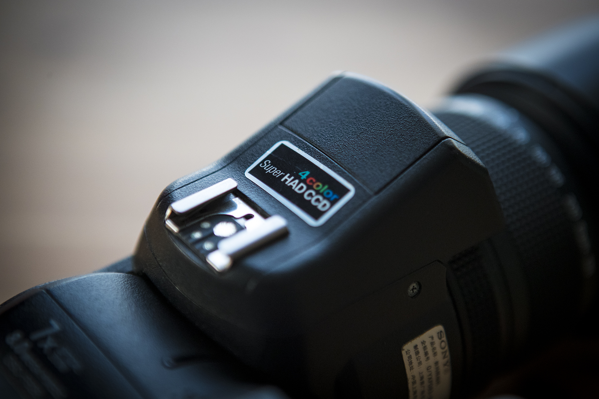 最好的数码相机是哪一款,16年的数码相机现在过时么