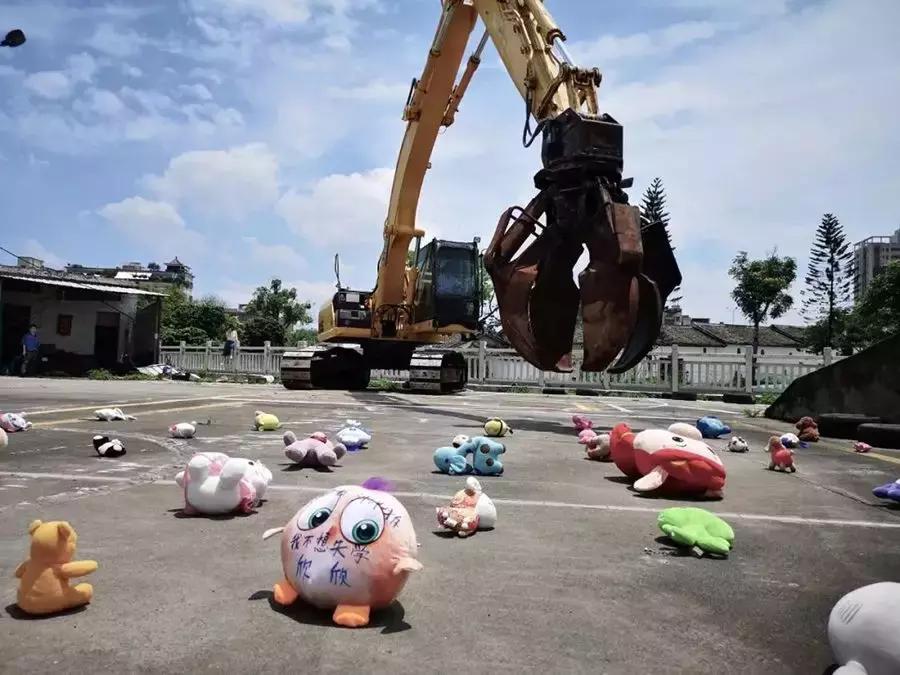 从流动到留守，三个“深圳儿童”返乡的这一年