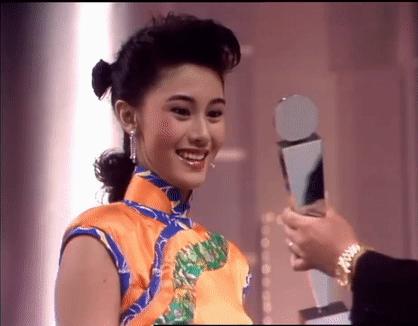 周慧敏谈出轨事件,为什么周慧敏能原谅老公出轨